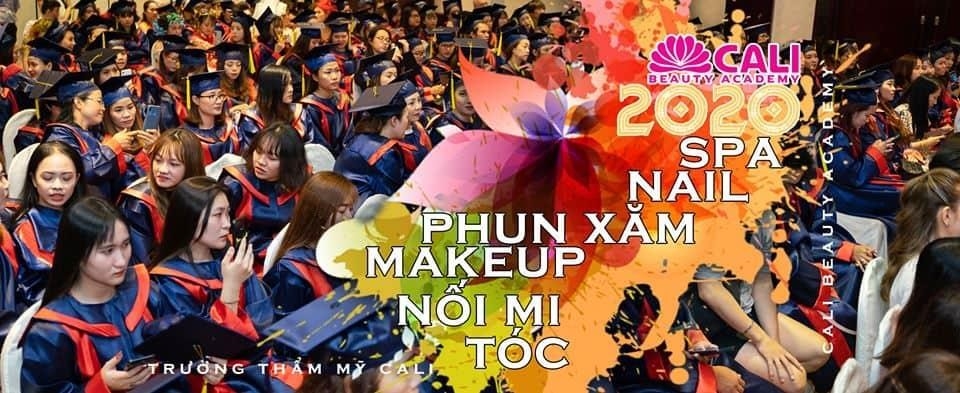 Trường đào tạo thẩm mỹ Cali đang trở thành một trong những cơ sở giáo dục hàng đầu về lĩnh vực thẩm mỹ. Với chương trình đào tạo chuyên sâu và đội ngũ giảng viên giàu kinh nghiệm, trường đào tạo này đã thu hút được sự quan tâm của rất nhiều học sinh và người lao động mong muốn tìm kiếm cơ hội phát triển trong ngành thẩm mỹ. Tại đây, học viên có thể học được những kỹ năng và kiến thức cần thiết để trở thành những chuyên gia thẩm m