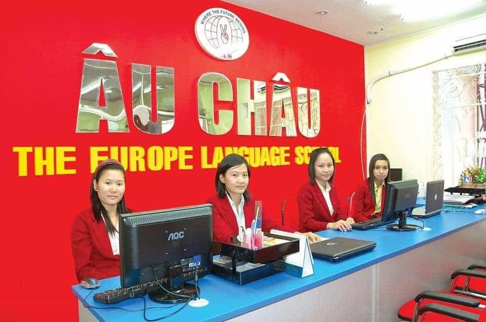 Trường Anh ngữ Âu Châu là một trường học chuyên về giảng dạy tiếng Anh. Nó có nhiều cơ sở trên khắp châu Âu và cung cấp các khóa học từ cơ bản đến nâng cao. Trường này đã được thành lập từ lâu và có uy tín trong việc đào tạo ngôn ngữ cho các học viên. Nếu bạn muốn cải thiện kỹ năng tiếng Anh của mình, Trường Anh ngữ Âu Châu là một lựa chọn tuyệt vời.