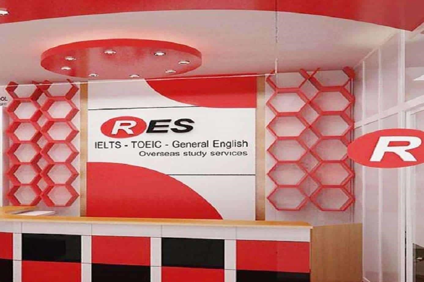 Trung tâm Anh ngữ RES là một địa chỉ học tiếng Anh uy tín với nhiều khóa học phù hợp cho các học viên ở mọi trình độ. Tại đây, học viên sẽ được học và rèn luyện kỹ năng nghe, nói, đọc, viết một cách hiệu quả thông qua phương pháp giảng dạy chuyên nghiệp và giáo trình được thiết kế khoa học. Bên cạnh đó, trung tâm còn có đội ngũ giáo viên nhiệt tình, giàu kinh nghiệm và tâm huyết với công việc giảng dạy, giúp h