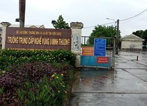 Trường Trung Cấp Nghề Vùng U Minh Thượng là một trường đào tạo nghề cấp trung tại khu vực U Minh Thượng.