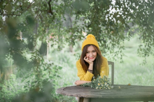10 cách tạo dáng chụp ảnh chân dung siêu đẹp cho các nàng