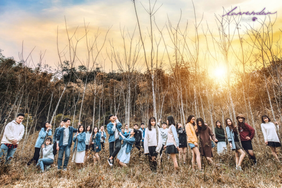 Chụp ảnh kỷ yếu