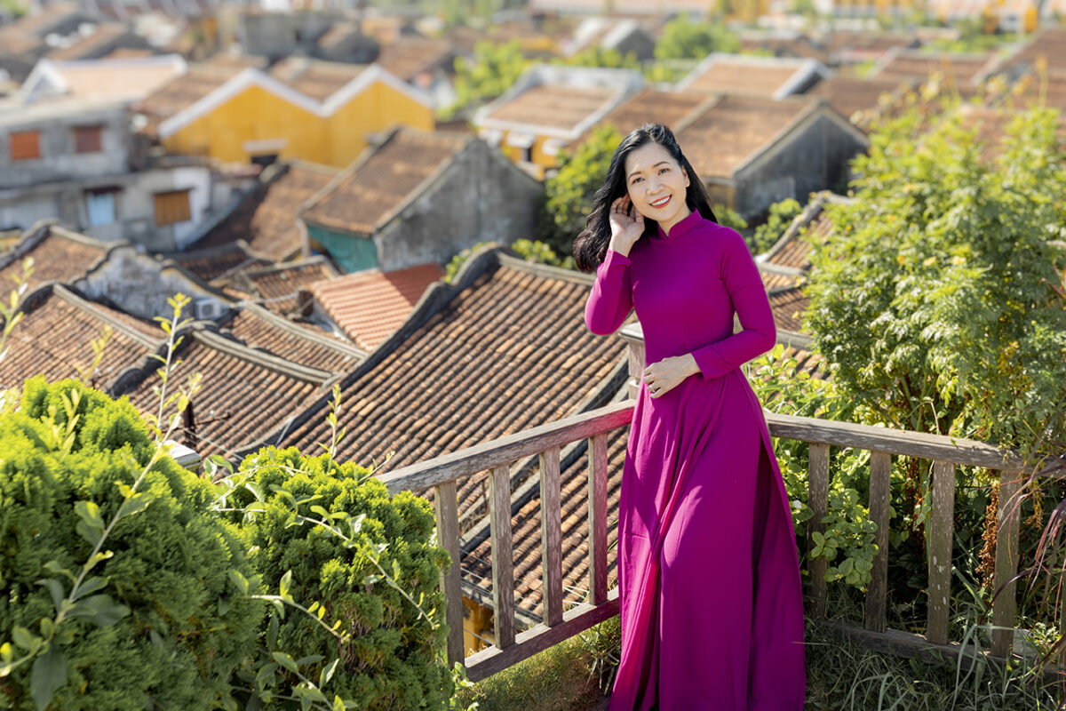 Chụp ảnh với áo dài giá bao nhiêu ở Phố cổ Hội an Chụp ảnh với áo dài giá bao nhiêu ở Phố cổ Hội an
