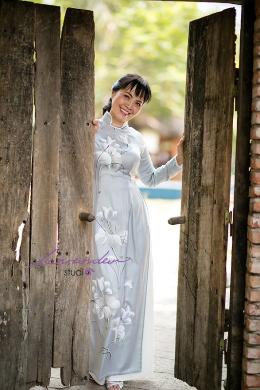 Thuê thợ chụp ảnh áo dài ngoại cảnh ở Hà nội giá bao nhiêu