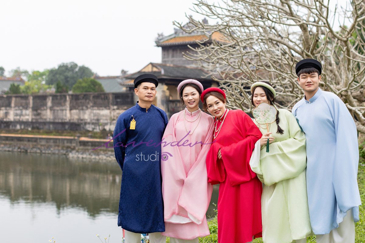 Giá gói chụp ảnh gia đình ngoại cảnh ở Huế hiện nay Giá gói chụp ảnh gia đình ngoại cảnh ở Huế hiện nay