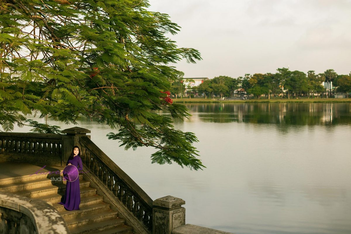 Dịch vụ chụp ảnh áo dài đẹp và rẻ ở cầu Trường Tiền Huế Dịch vụ chụp ảnh áo dài đẹp và rẻ ở cầu Trường Tiền Huế
