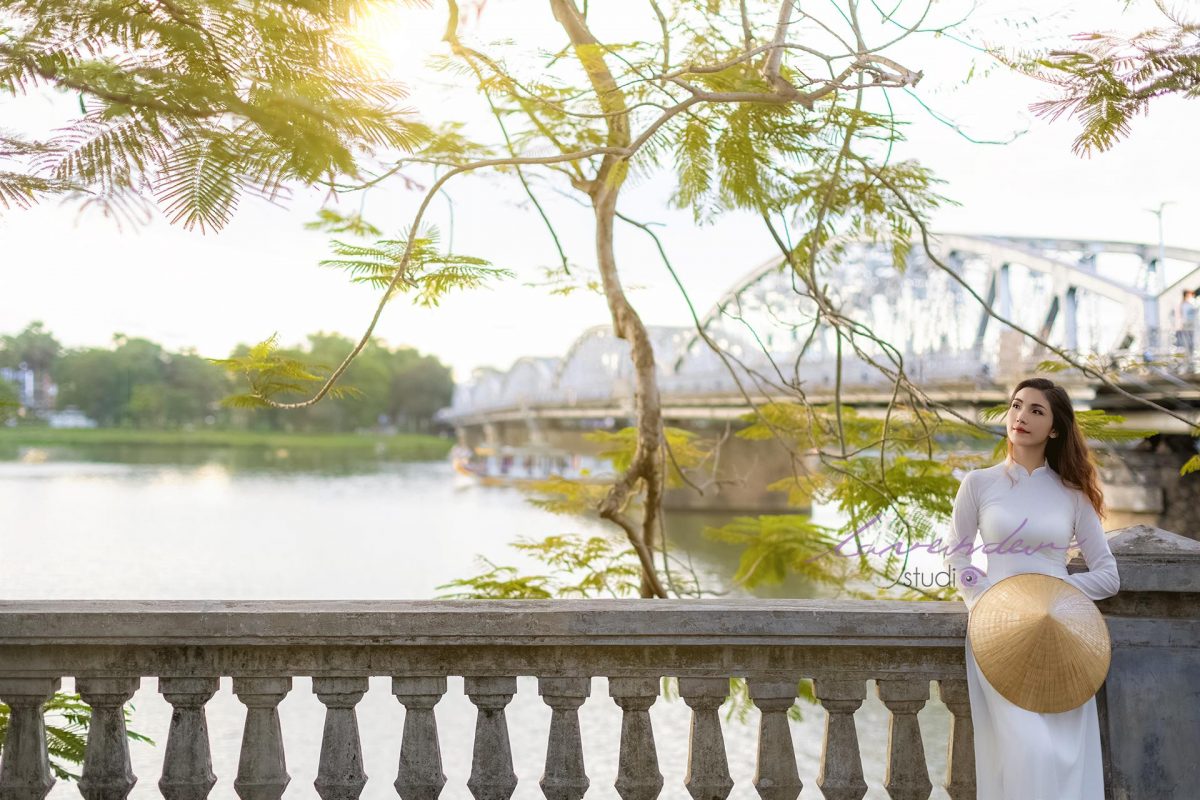 Giá dịch vụ thuê thợ chụp ảnh đẹp ở Huế cùng Lavender studio Giá dịch vụ thuê thợ chụp ảnh đẹp ở Huế cùng Lavender studio