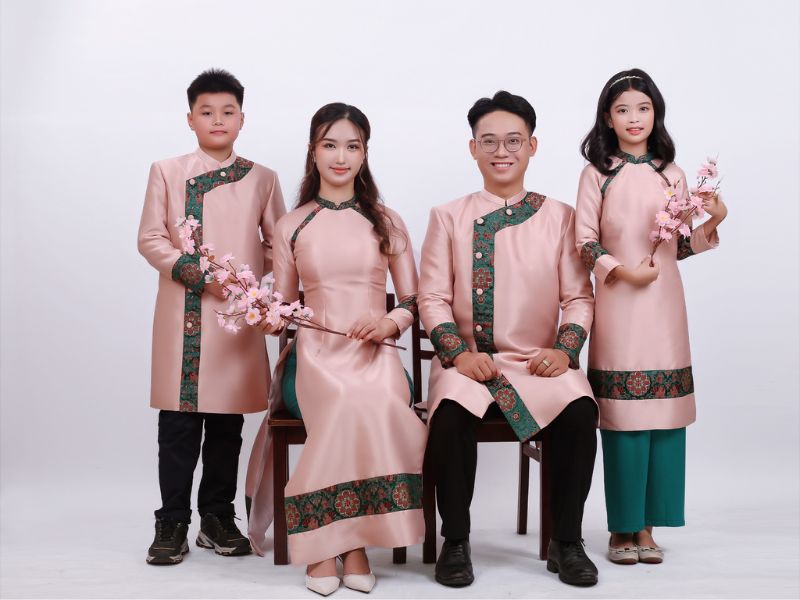 Địa chỉ chụp hình Tết gia đình 4 người tại TP.HCM 2025 uy tín Địa chỉ chụp hình Tết gia đình 4 người tại TP.HCM 2025 uy tín