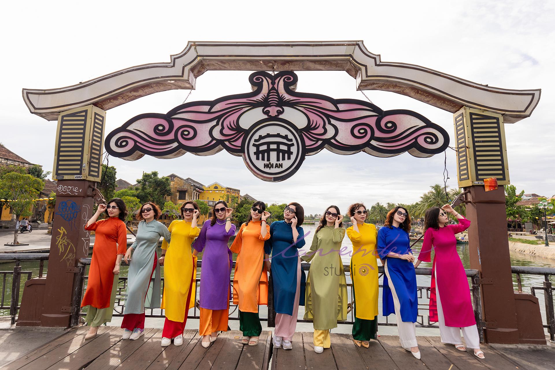 Chụp ảnh Tết nhóm tại Đà Nẵng