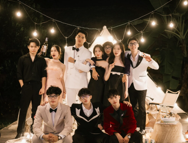 Cách trang trí tiệc tất niên cuối năm 2025 mới nhất Cách trang trí tiệc tất niên cuối năm 2025 mới nhất