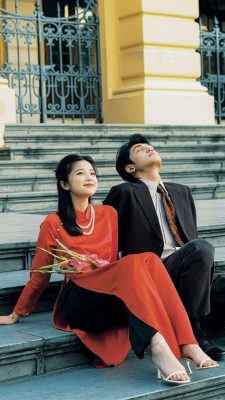Duyên dáng khi chụp hình couple tết với áo dài năm 2025