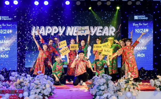 cách setup tiệc tất niên cuối năm đẹp và ấn tượng nhất