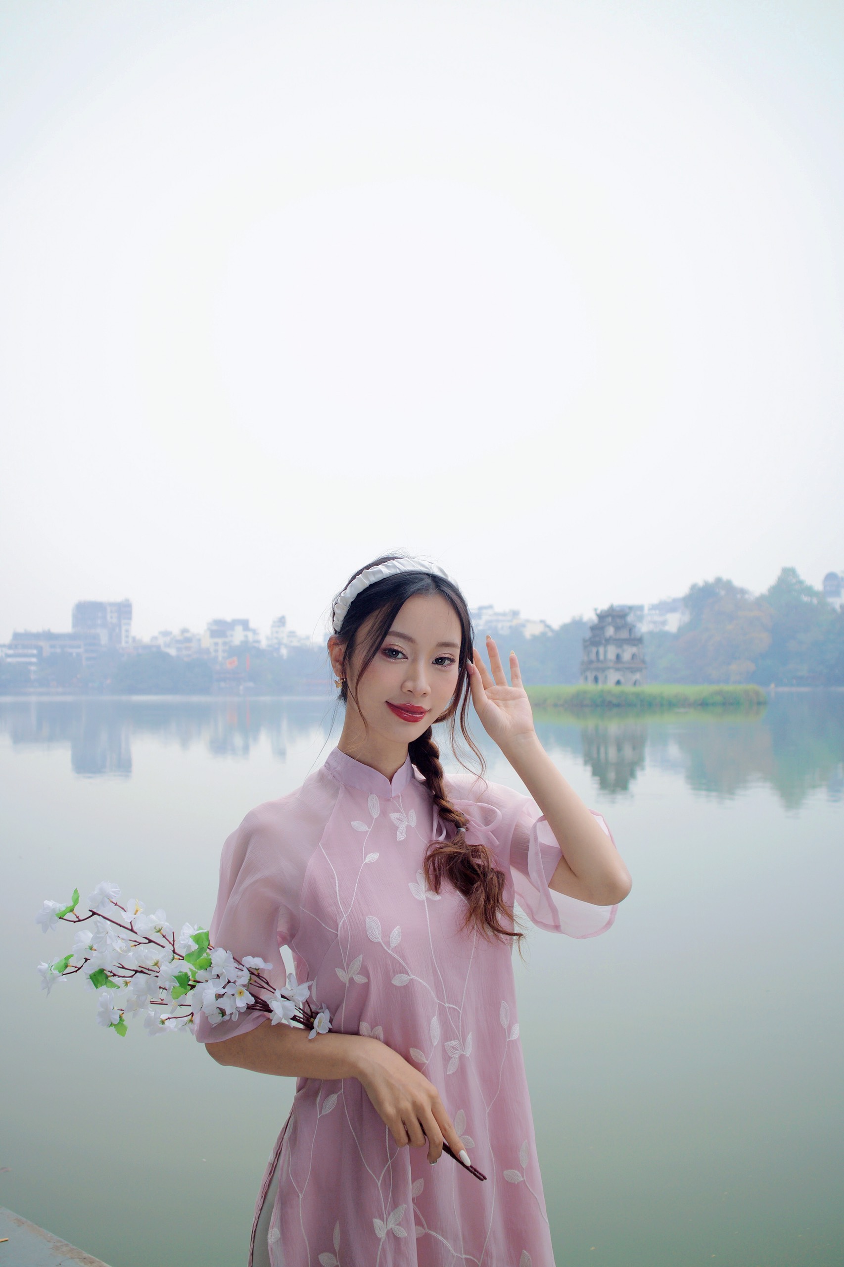10 địa điểm chụp ảnh áo dài Tết tại Hà Nội siêu đẹp năm 2025 10 địa điểm chụp ảnh áo dài Tết tại Hà Nội siêu đẹp năm 2025