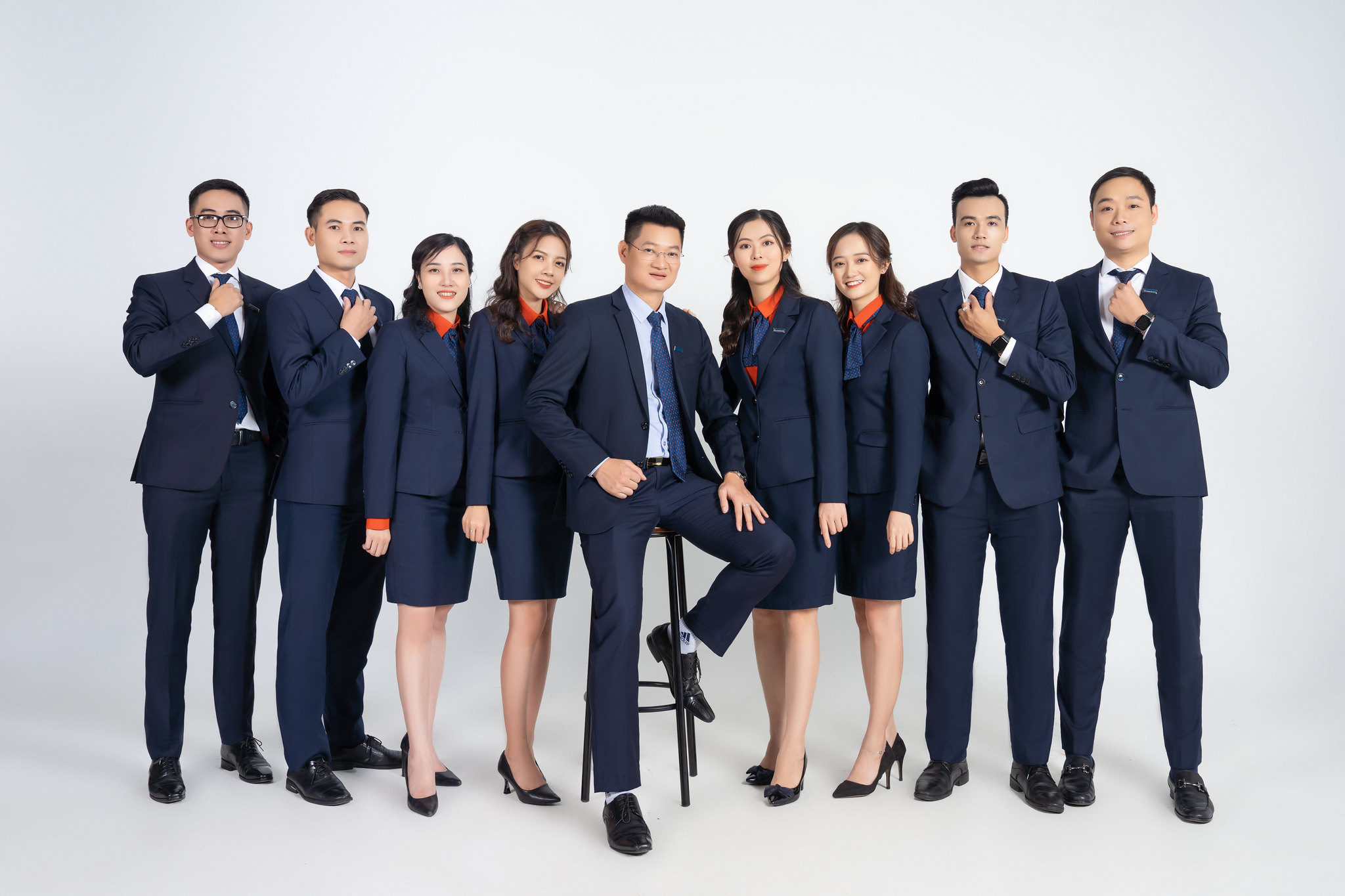 Chụp hình profile công ty cần để ý đến vấn đề gì?