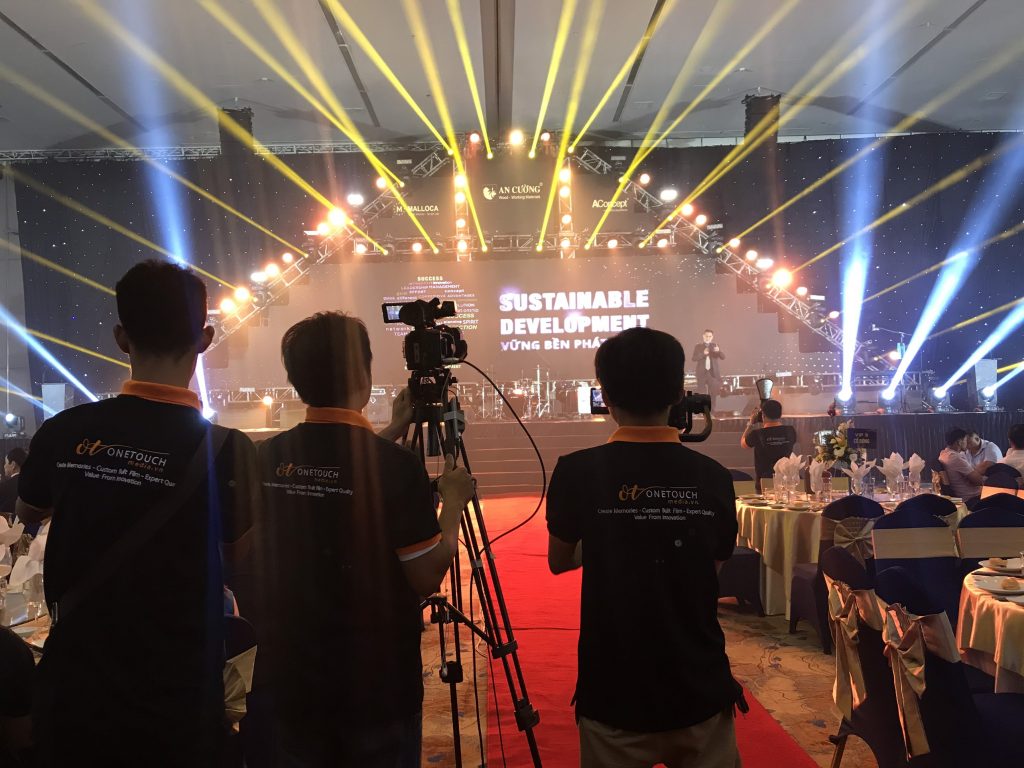 Top 10 dịch vụ chụp hình sự kiện uy tín tại TPHCM