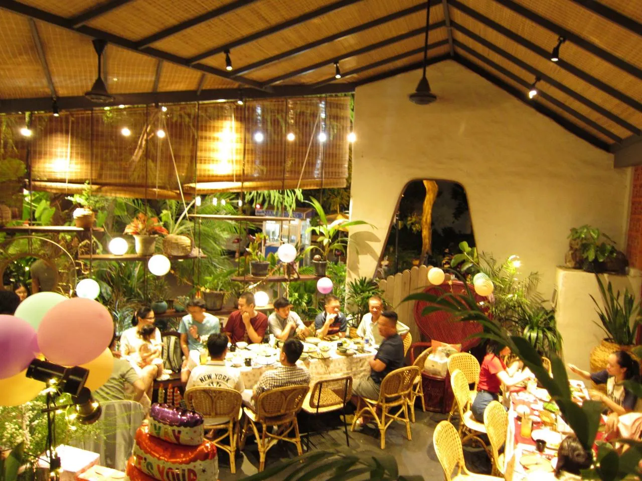 Nên lựa chọn nhà hàng nào để tổ chức tiệc thôi nôi cho bé