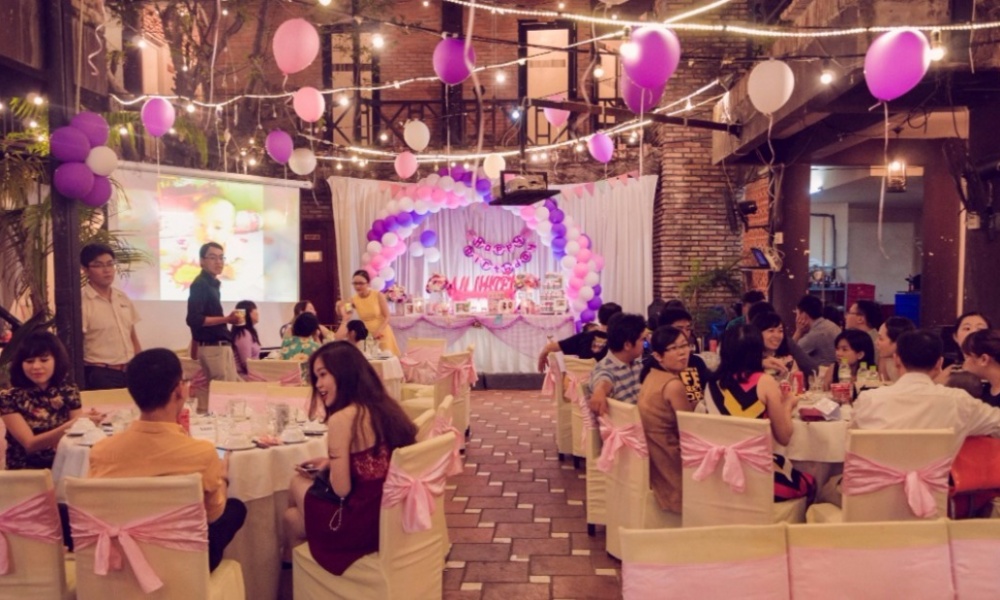 Nên lựa chọn nhà hàng nào để tổ chức tiệc thôi nôi cho bé