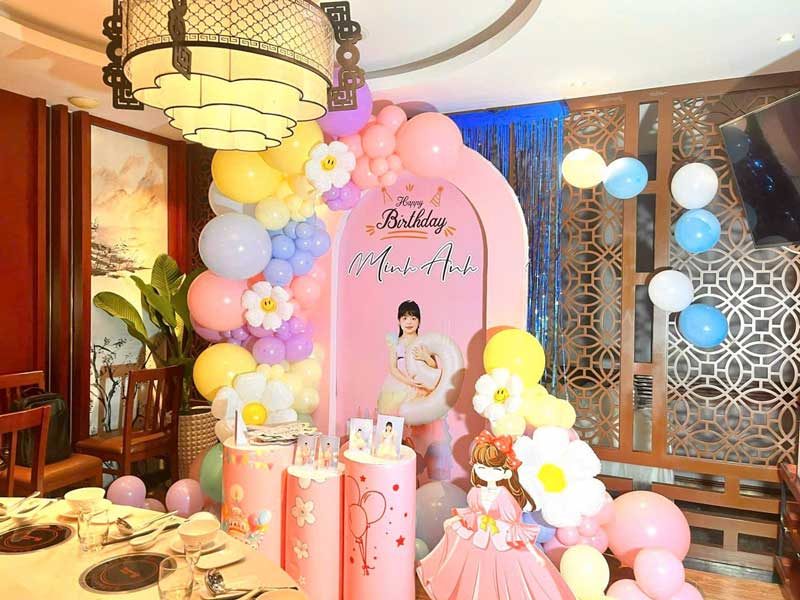 Nên lựa chọn nhà hàng nào để tổ chức tiệc thôi nôi cho bé