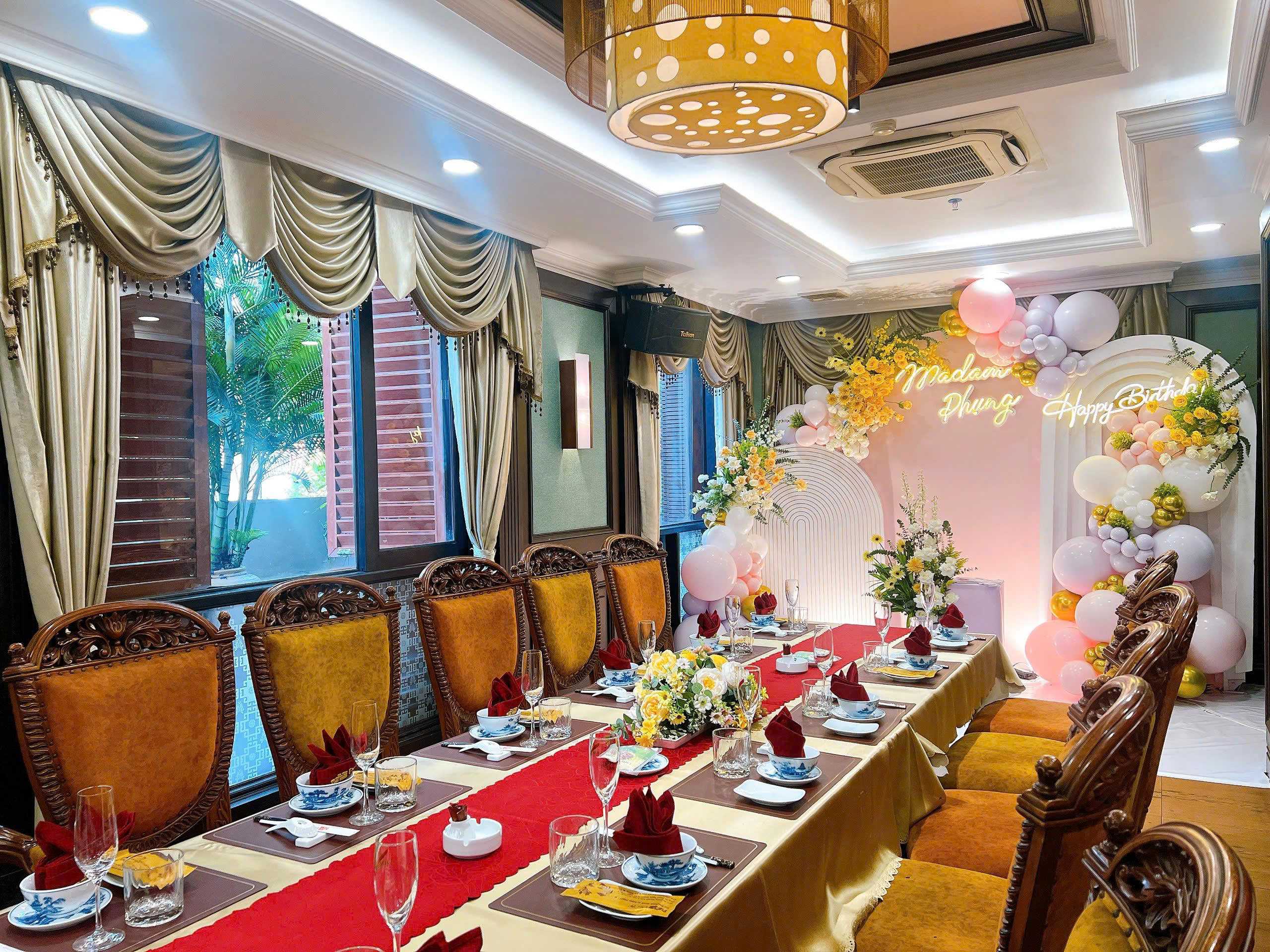 Nên lựa chọn nhà hàng nào để tổ chức tiệc thôi nôi cho bé