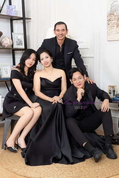 Chi phí chụp hình gia đình tại TP.HCM năm 2025-2026 có rẻ không?