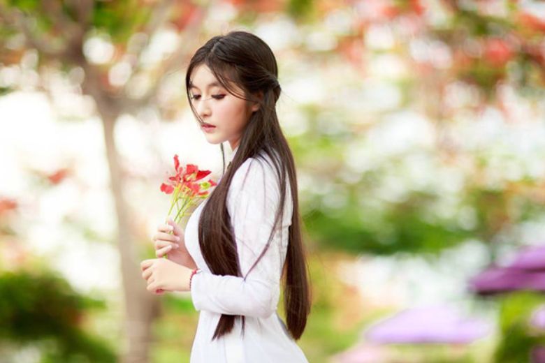 Cách tạo dáng chụp ảnh áo dài kỷ yếu không thể bỏ qua Cách tạo dáng chụp ảnh áo dài kỷ yếu không thể bỏ qua