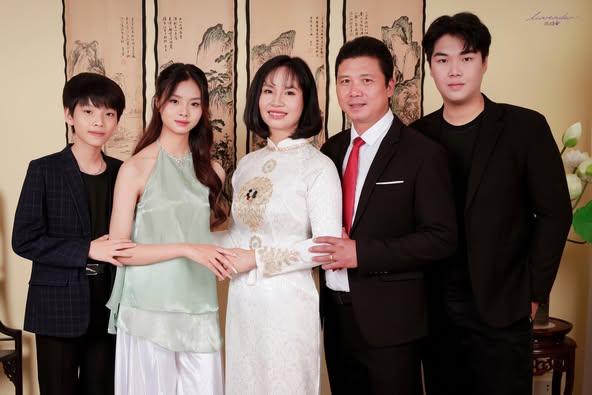 Chi phí chụp hình gia đình tại TP.HCM năm 2025-2026 có rẻ không?