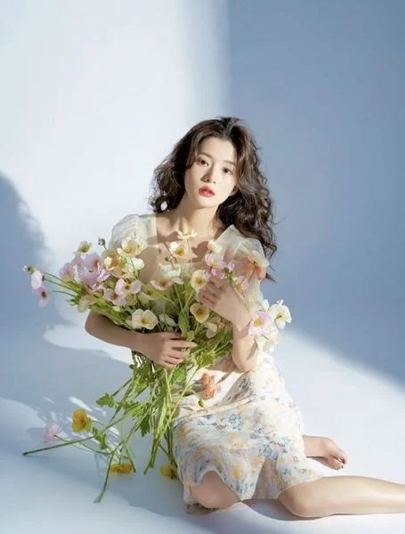 Chụp hình nghệ thuật và những cách tạo dáng tuyệt đẹp dành cho các cô nàng Chụp hình nghệ thuật và những cách tạo dáng tuyệt đẹp dành cho các cô nàng