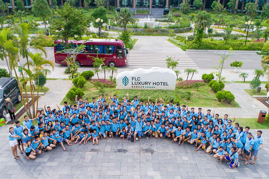 Chụp hình teambuilding và 10 cách tạo dáng đẹp cho doanh nghiệp Chụp hình teambuilding và 10 cách tạo dáng đẹp cho doanh nghiệp