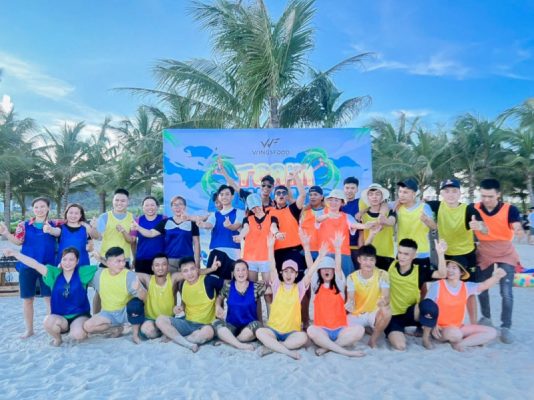 Chụp hình teambuilding và 10 cách tạo dáng đẹp cho doanh nghiệp