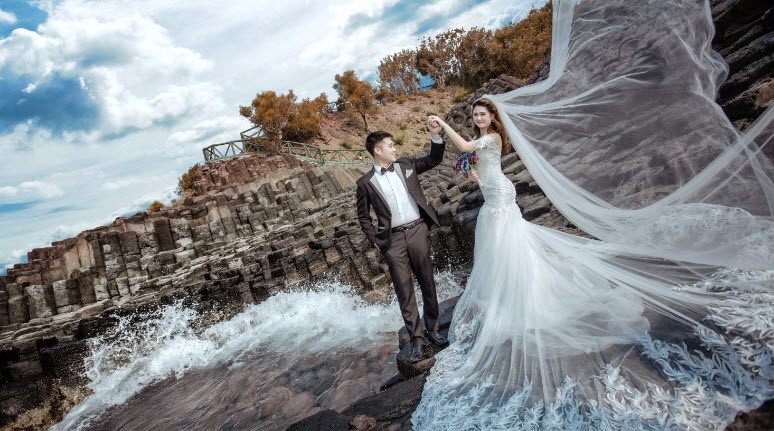 Top 10 concept chụp ảnh cưới tự nhiên cho các cặp đôi dịp tháng 8/2025