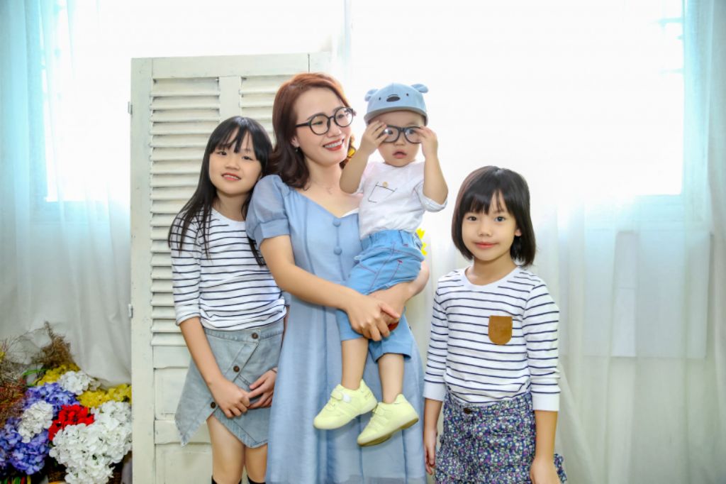 Reviews 10 dịch vụ ghép hình gia đình tại TP.HCM theo yêu cầu