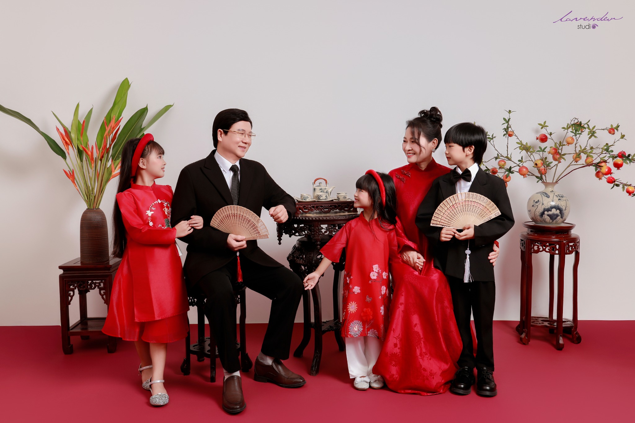 Chụp hình kỷ niệm ngày cưới – Cách lưu giữ hạnh phúc trọn vẹn theo năm tháng Chụp hình kỷ niệm ngày cưới – Cách lưu giữ hạnh phúc trọn vẹn theo năm tháng