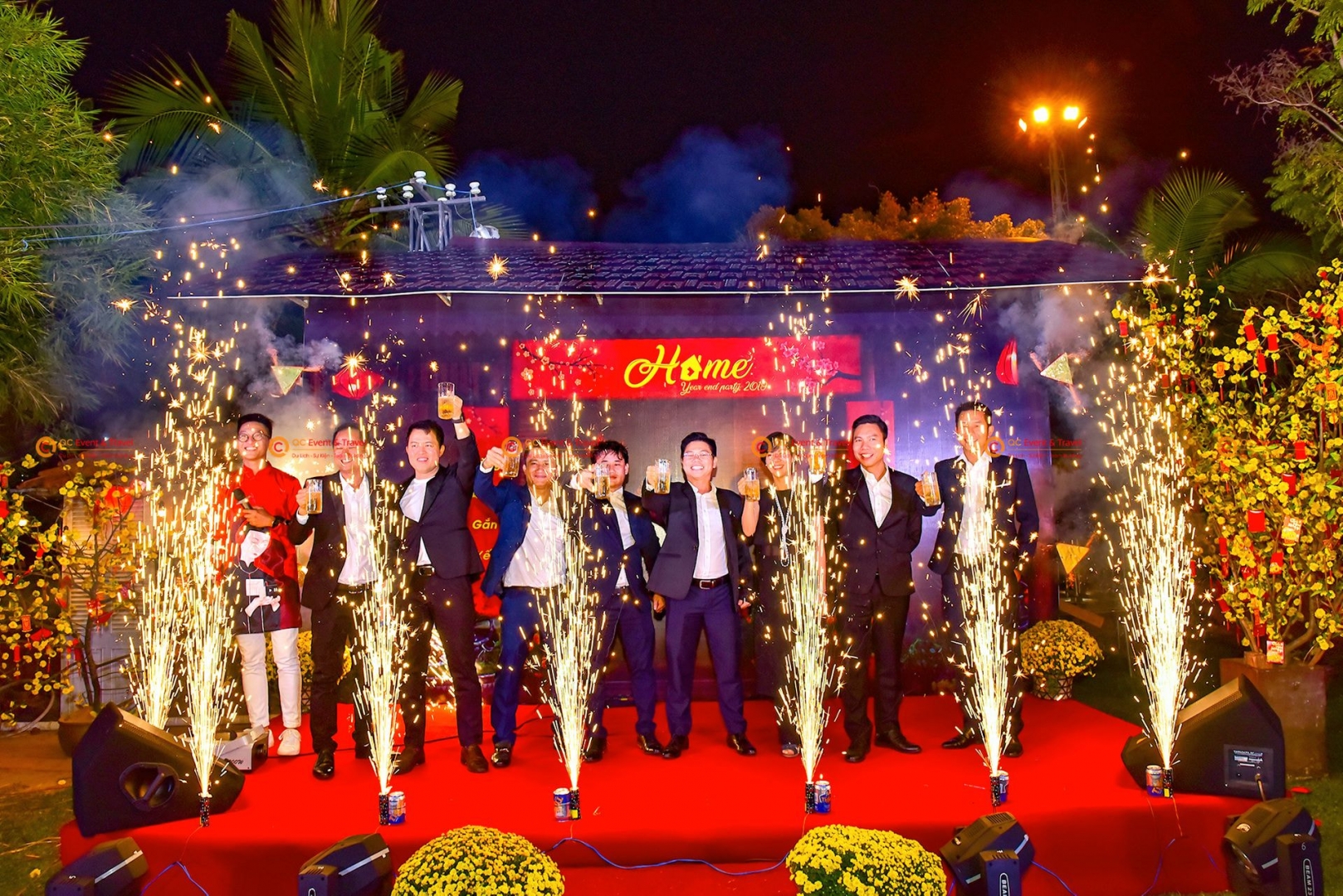 Thị trường chụp ảnh Year End Party sôi động: Các gói dịch vụ nổi bật năm nay