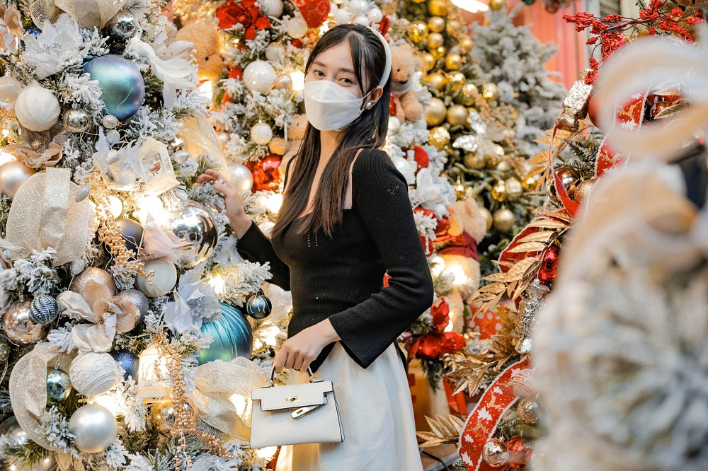 Top điểm check-in Noel lung linh ở Hà Nội như Châu Âu