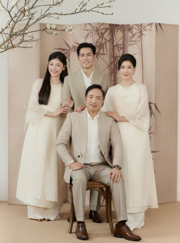 Gợi ý concept chụp ảnh gia đình áo dài phù hợp mọi thế hệ