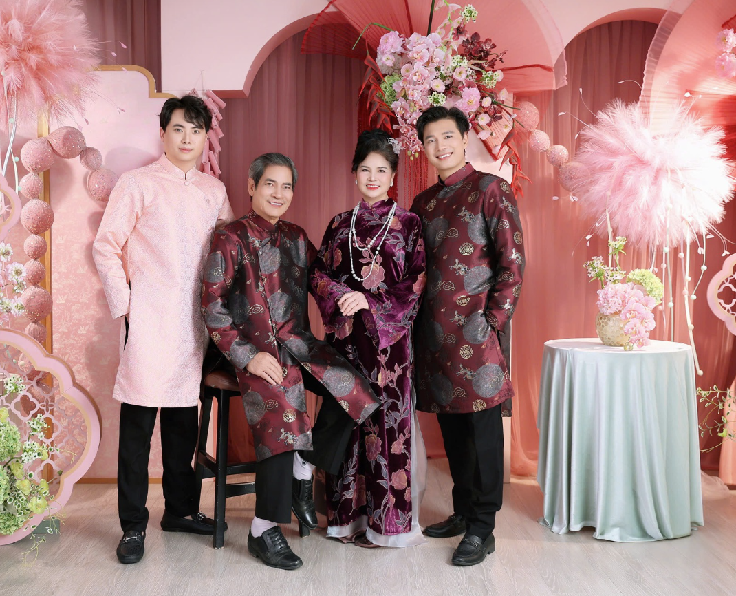 Chụp hình gia đình Tết 2026 tại TP.HCM: Xu hướng được nhiều gia đình lựa chọn