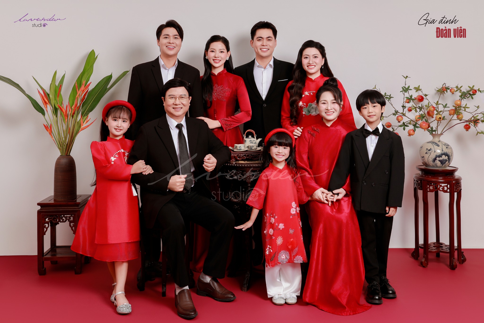 Chụp ảnh gia đình Tết 2026: Sự kết hợp giữa truyền thống và hiện đại