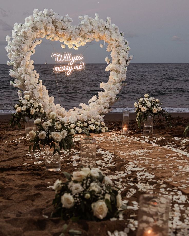 Top concept trang trí cầu hôn ở biển đẹp như phim 2026