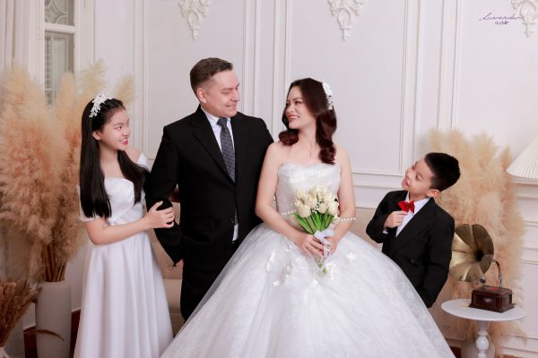 Combo Chụp Ảnh kỷ niệm ngày cưới 2026 + Trang Điểm Trọn Gói